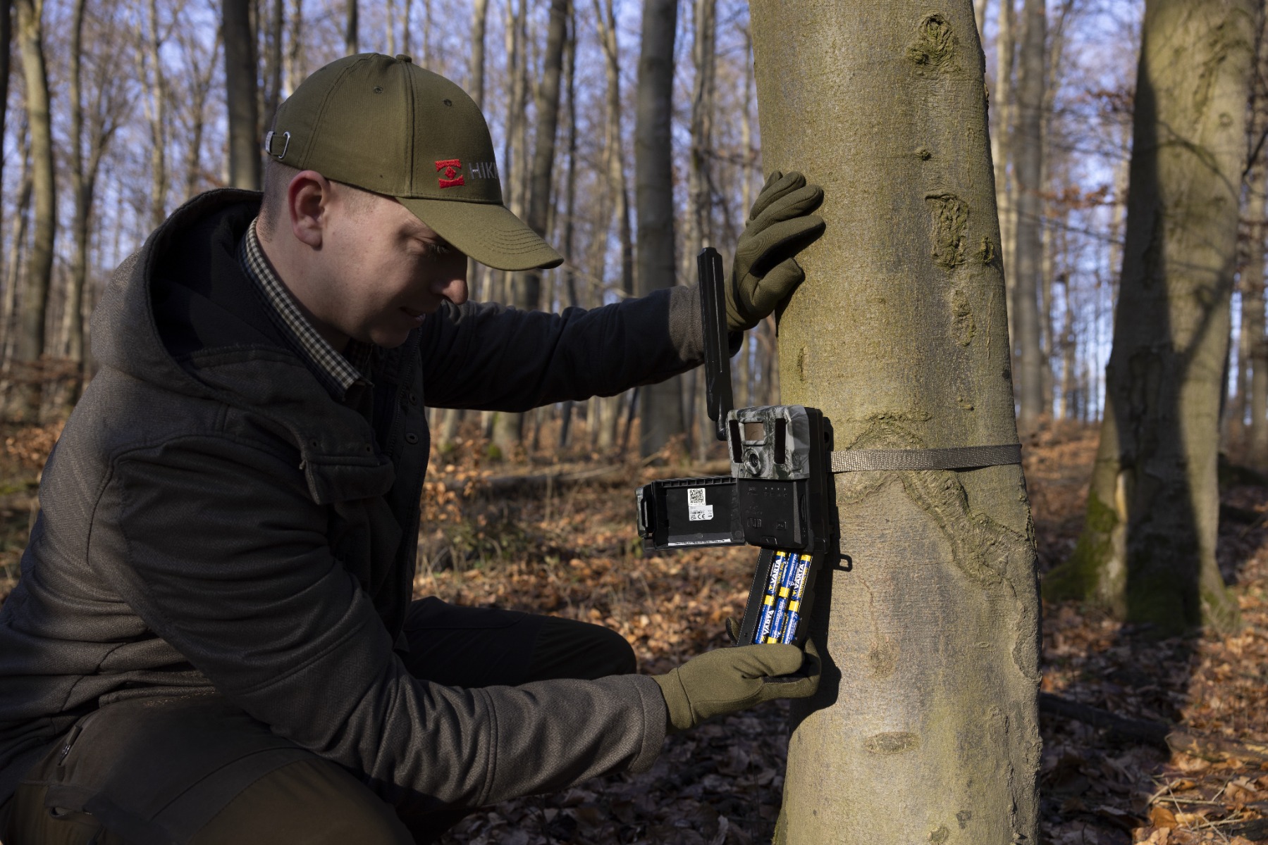 **OPEN BOX RETURN** HIKMICRO M15 4G Trail Camera - OBR32