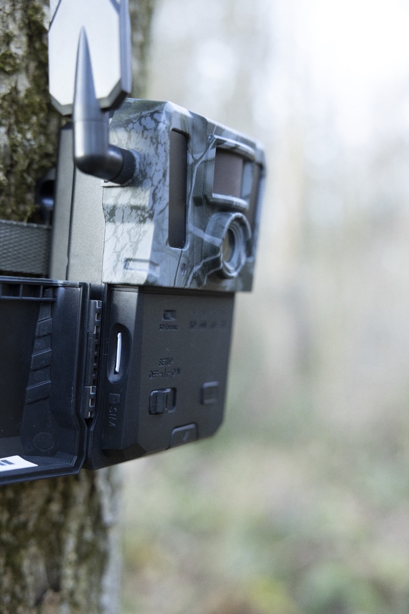 **OPEN BOX RETURN** HIKMICRO M15 4G Trail Camera - OBR32