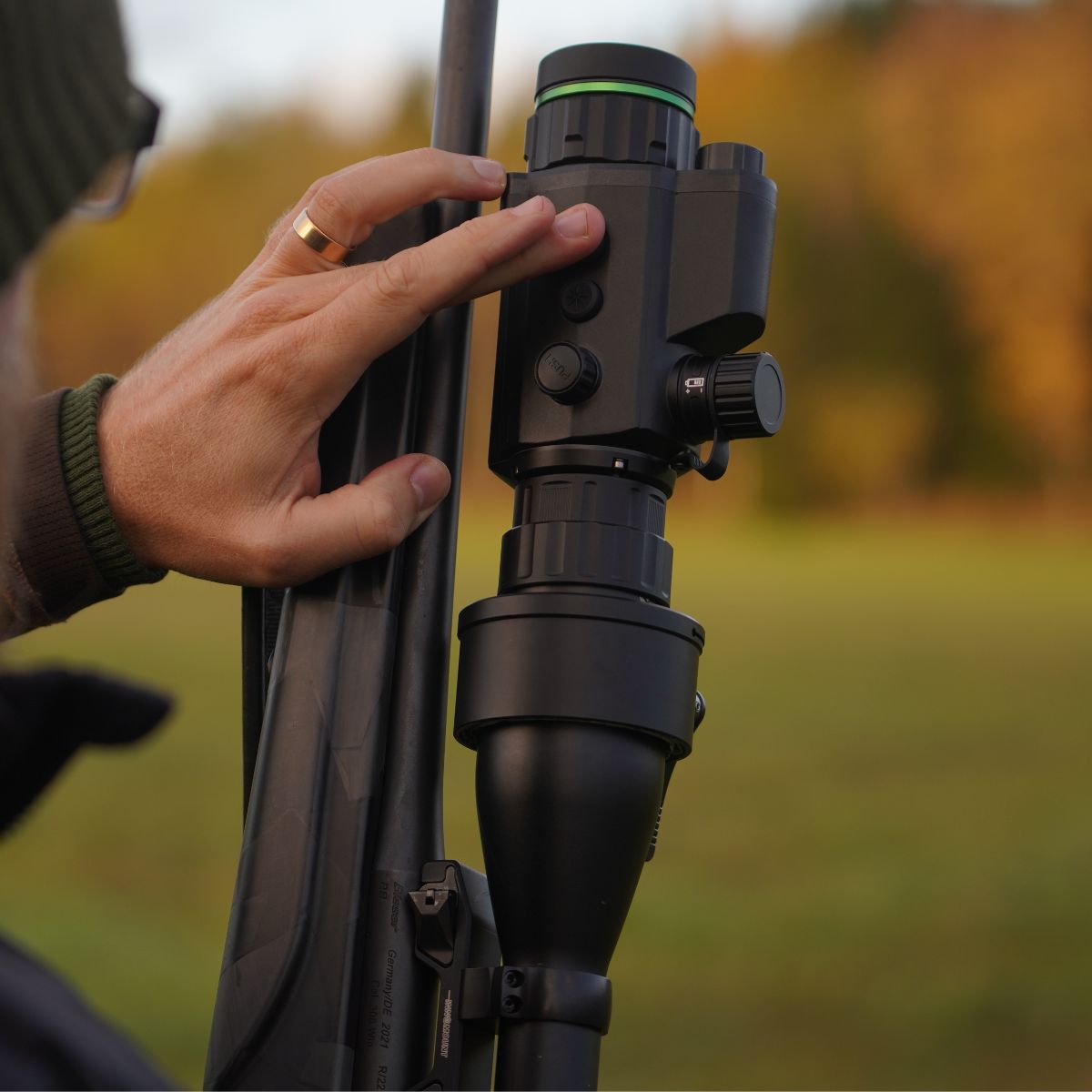 Preowned TSP HIKMICRO HM-C32F-R Cheetah Night vision Front Clip-On (w/60mm Scope Adaptor) - SOG39