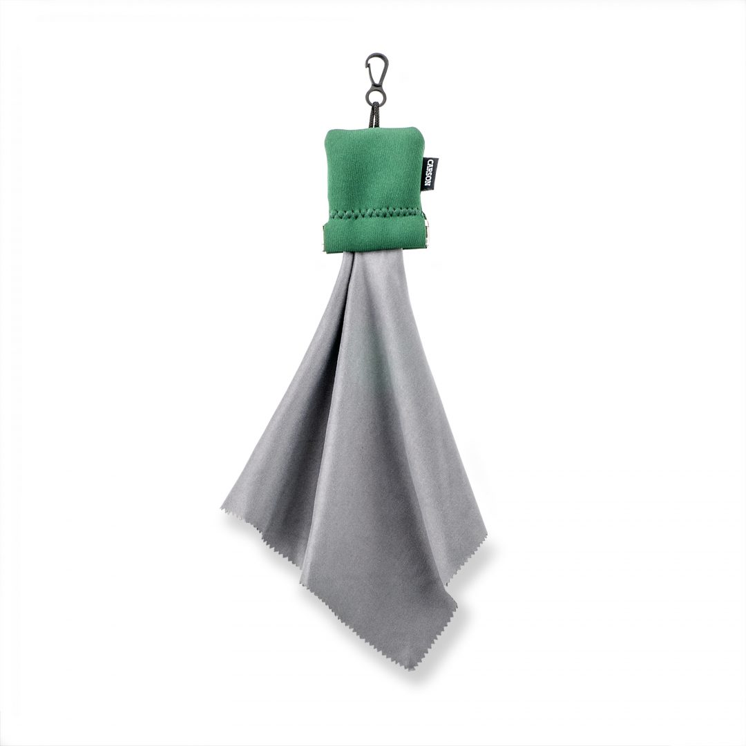 Carson Stuﬀ-It Pro Microfiber Lens Cleaner - Green